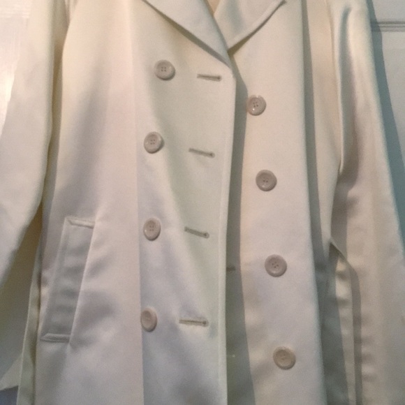 Coat - Picture 2 of 3
